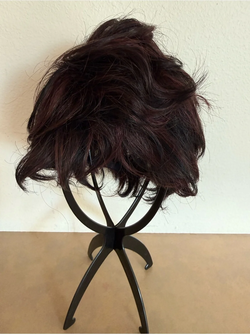 Hair fashions Dark Brown Short Layered Women's Wig - Natural Look